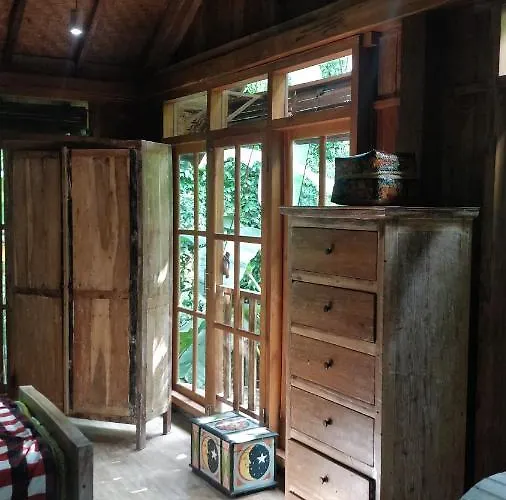 Kong Villa Amed